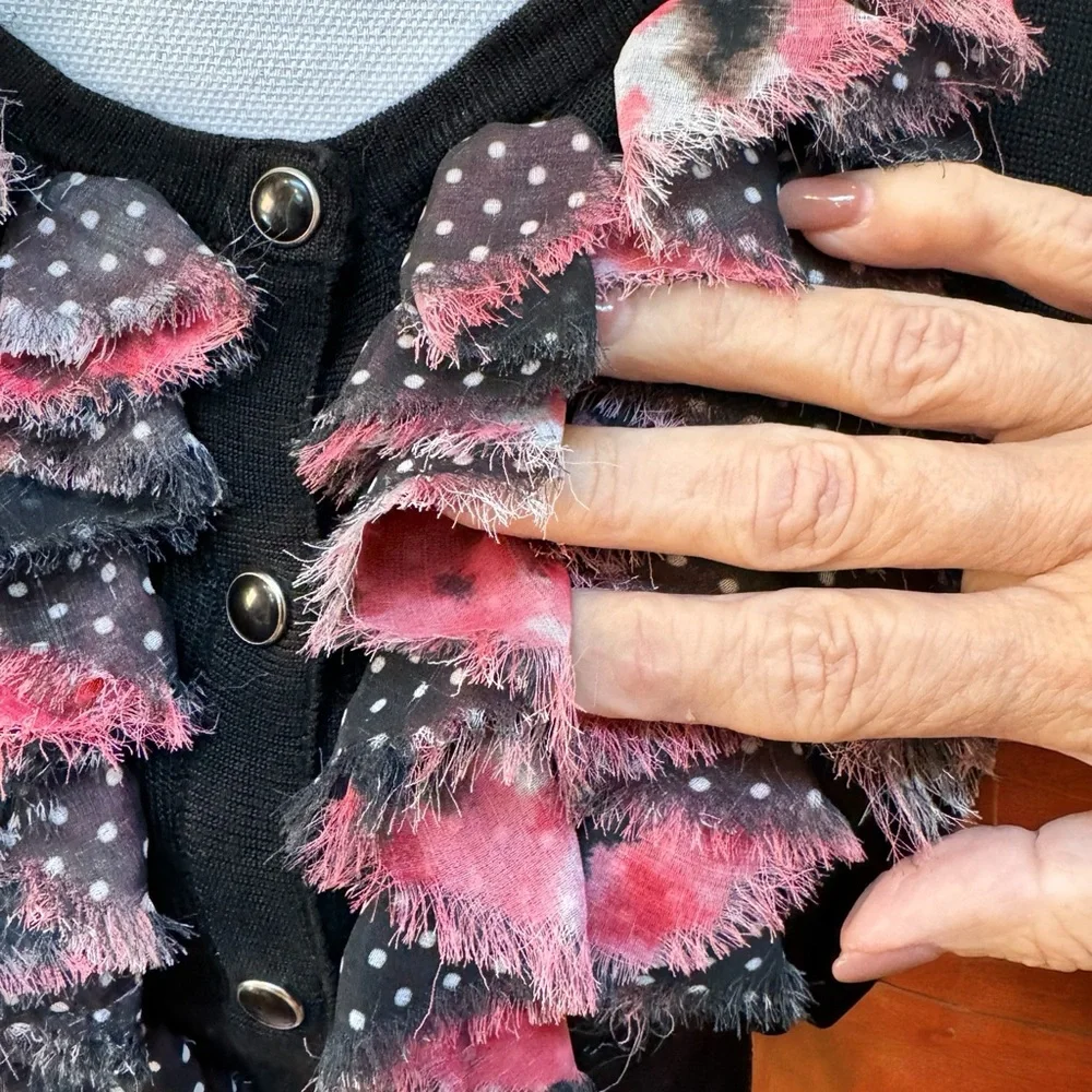 Like new/ White House Black Market sweater - Picture 2 of 10